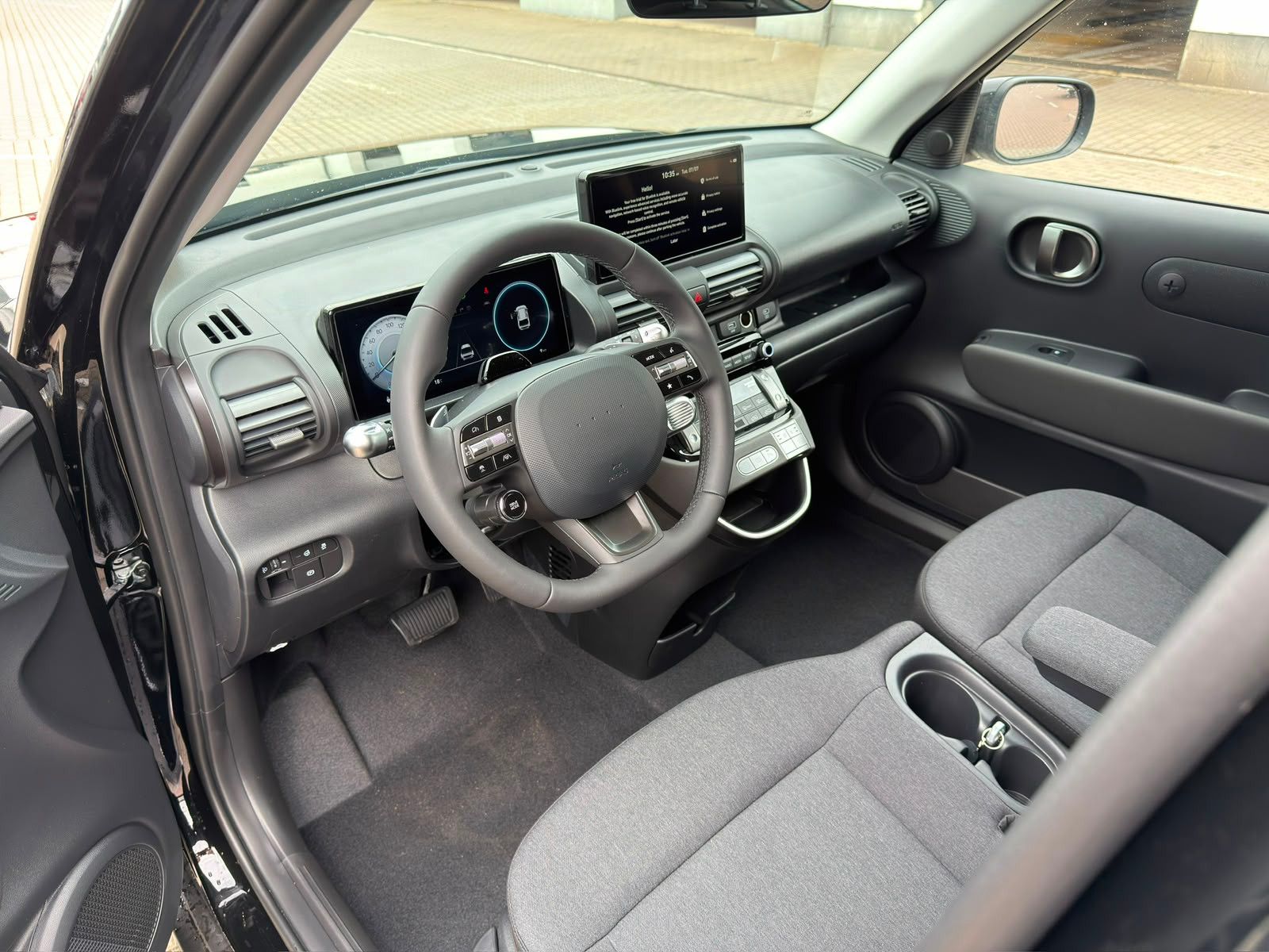Fahrzeugabbildung Hyundai INSTER Trend 85kW *RW370KM*Totwinkel*ACC*360°