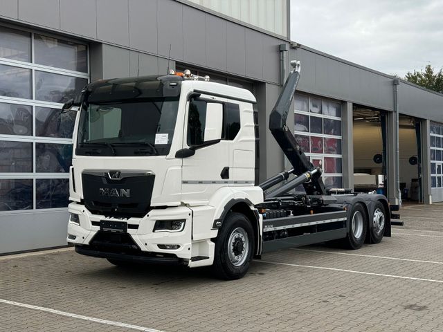 MAN TGS 26.520 6x4H-2 BL MEILLER RS 21.70 Funkfernb.