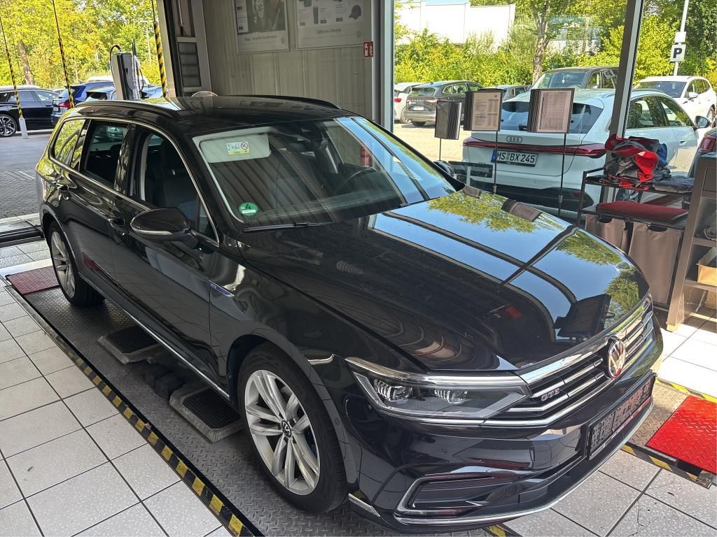Volkswagen Passat Variant GTE IQ LIGHT/CAM/TRAVEL/AHK imagem 2