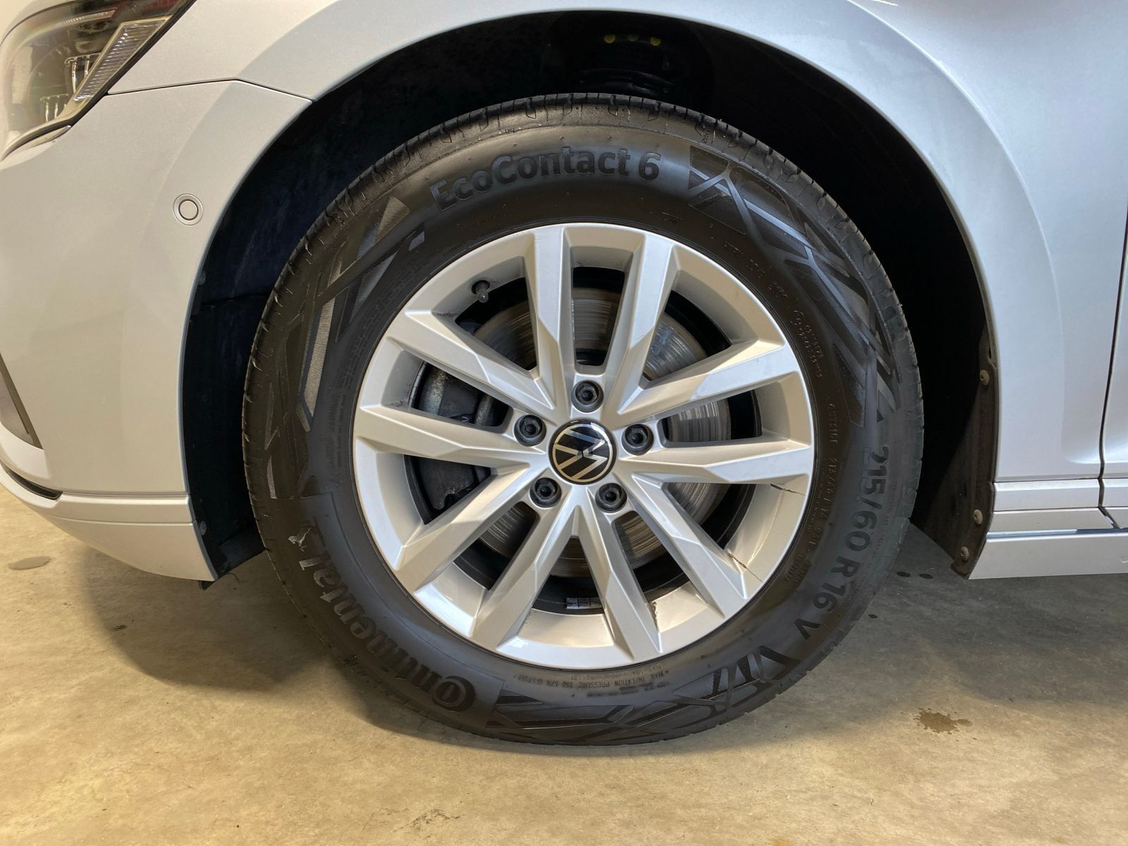 Volkswagen Passat - Bild 4