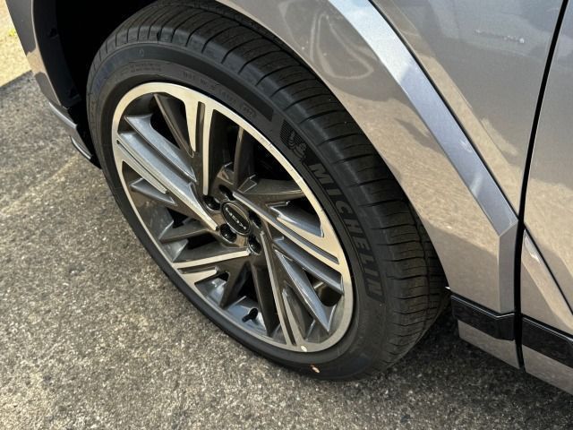 Fahrzeugabbildung KGM Actyon KGM LUX neues Modell 1.5 GDi Vollausst.