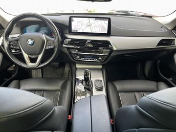 BMW 520 - 12