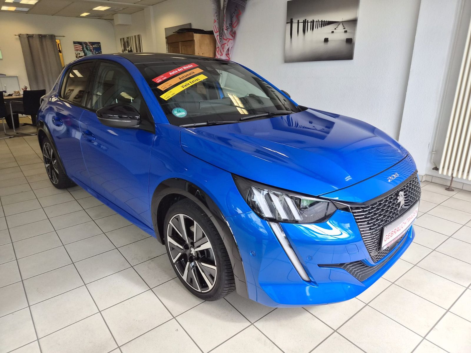 Fahrzeugabbildung Peugeot 208 GT / LED / NAVI / KAMERA / SCHECKHEFT