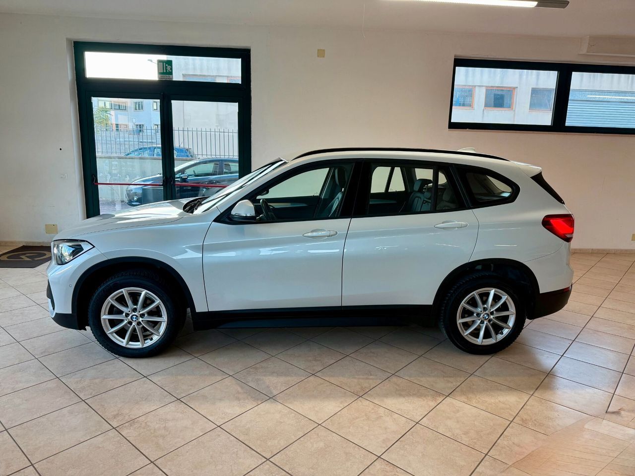 BMW Bmw X1 F48 2022 sdrive16d Business Advantage aut imagem 2