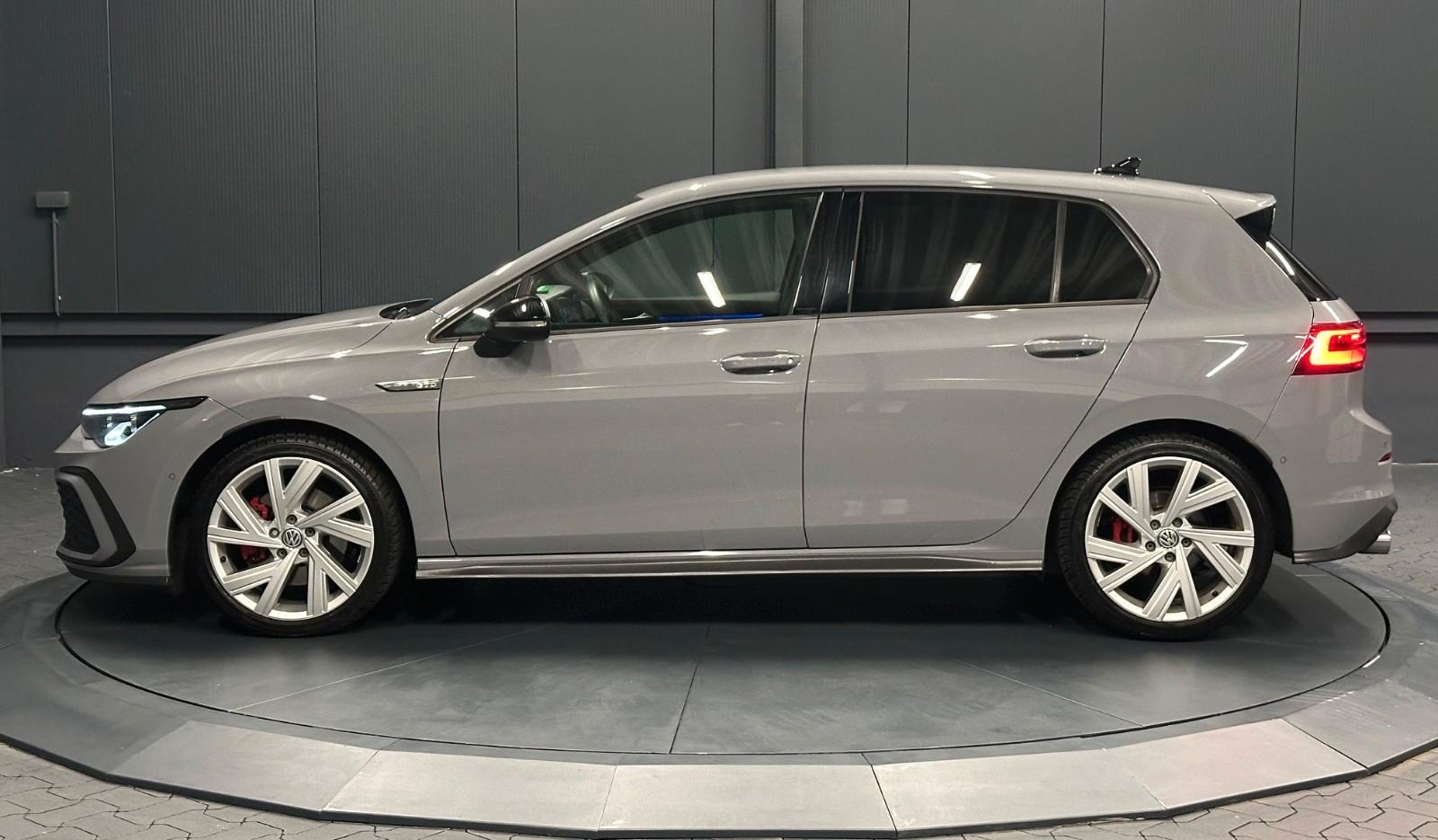 Volkswagen Golf Lim. GTD Black Style*18Zoll*KAMERA*MATRIX*