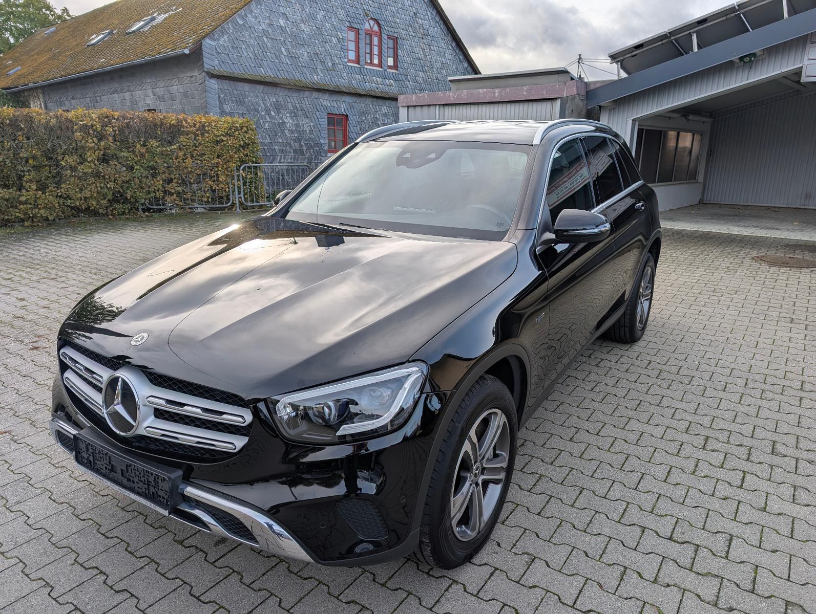 Mercedes-Benz GLC 300 de 4Matic AMG-Line Int.