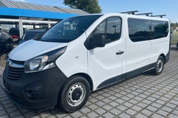 Opel Vivaro - 1