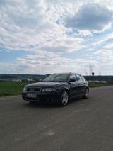 Audi A4B6 2,5TDI S-Line - Audi A4 aus 2003: Line