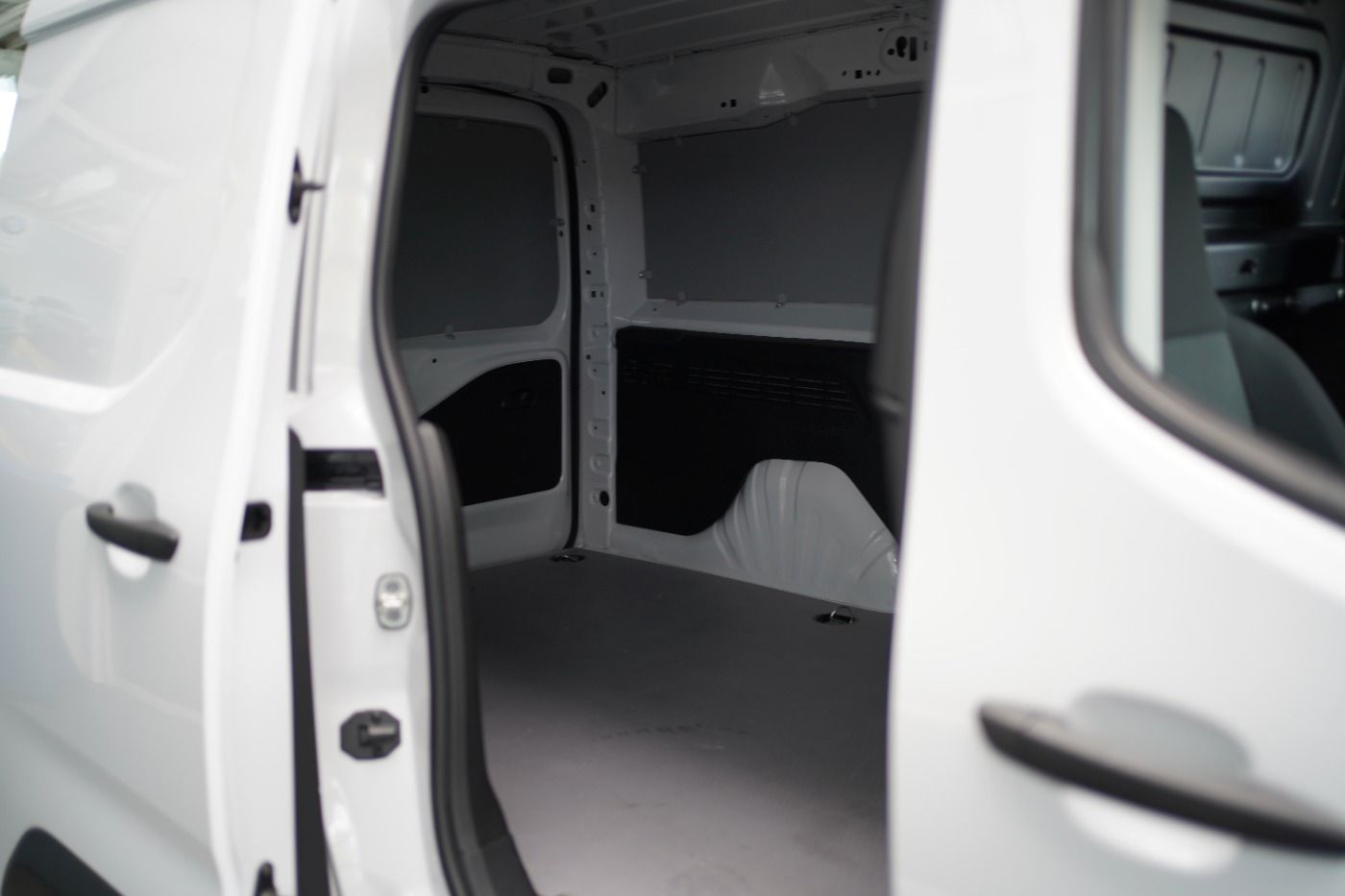 Fahrzeugabbildung Citroën Berlingo L2 BlueHDi 100 Club Klima Einparkhilfe