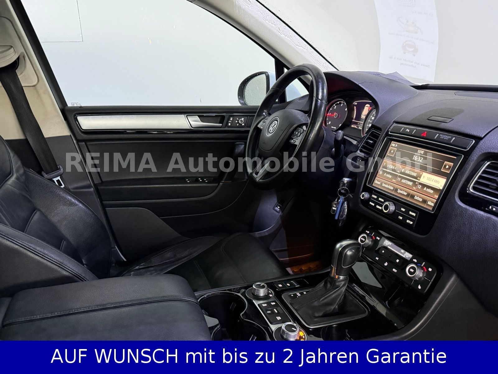 Fahrzeugabbildung Volkswagen Touareg V6 TDI 4Motion, R-Line, Pano, Xenon