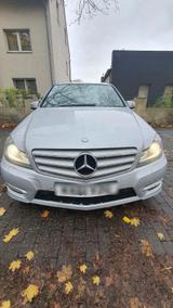 Mercedes-Benz Rechtslenker Mercedes C220 cdi AMG - Rechtslenker mit Diesel-Antrieb