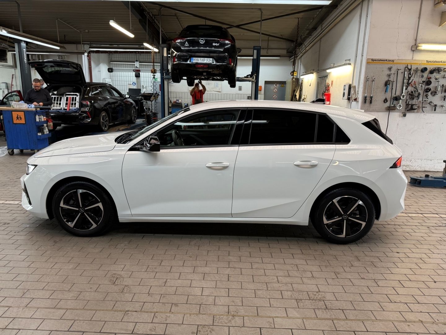 Fahrzeugabbildung Opel Astra L GS SHZ+LHZ+Kamera+Allwetter