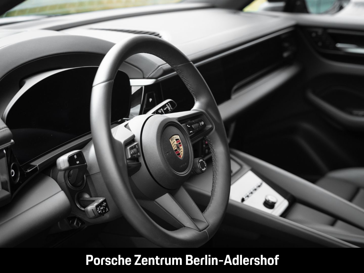Porsche Macan 4 InnoDrive HA-Lenkung HeadUp Luftfederung foto 22