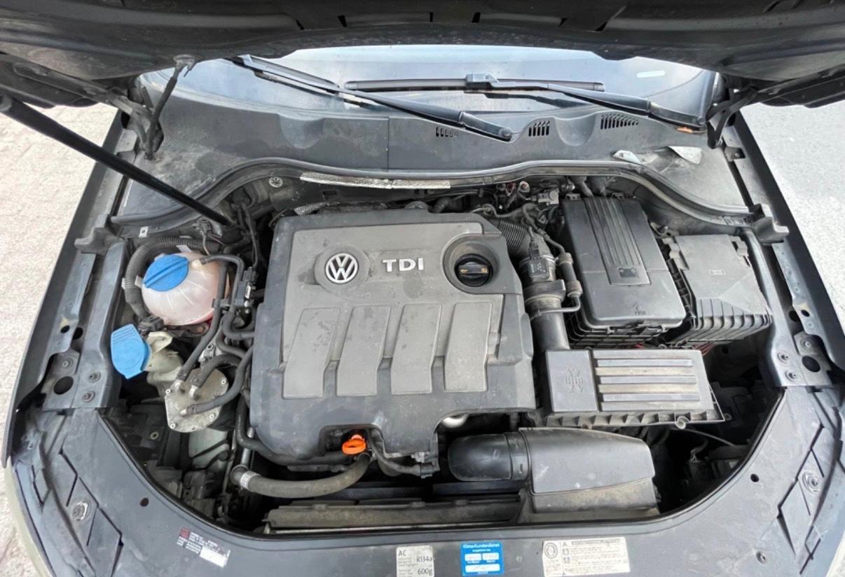 Volkswagen Passat 2011 — engine 1.598 cm³, 105 HP (77kW)