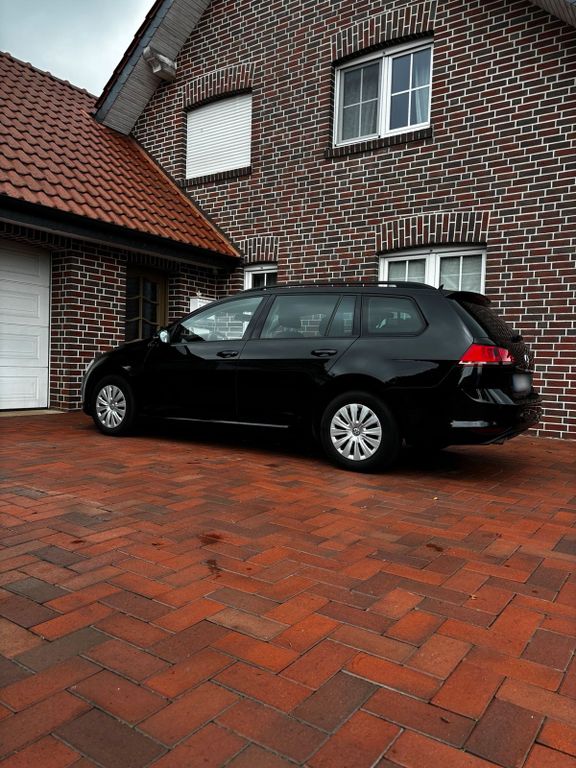 Image of Volkswagen Golf