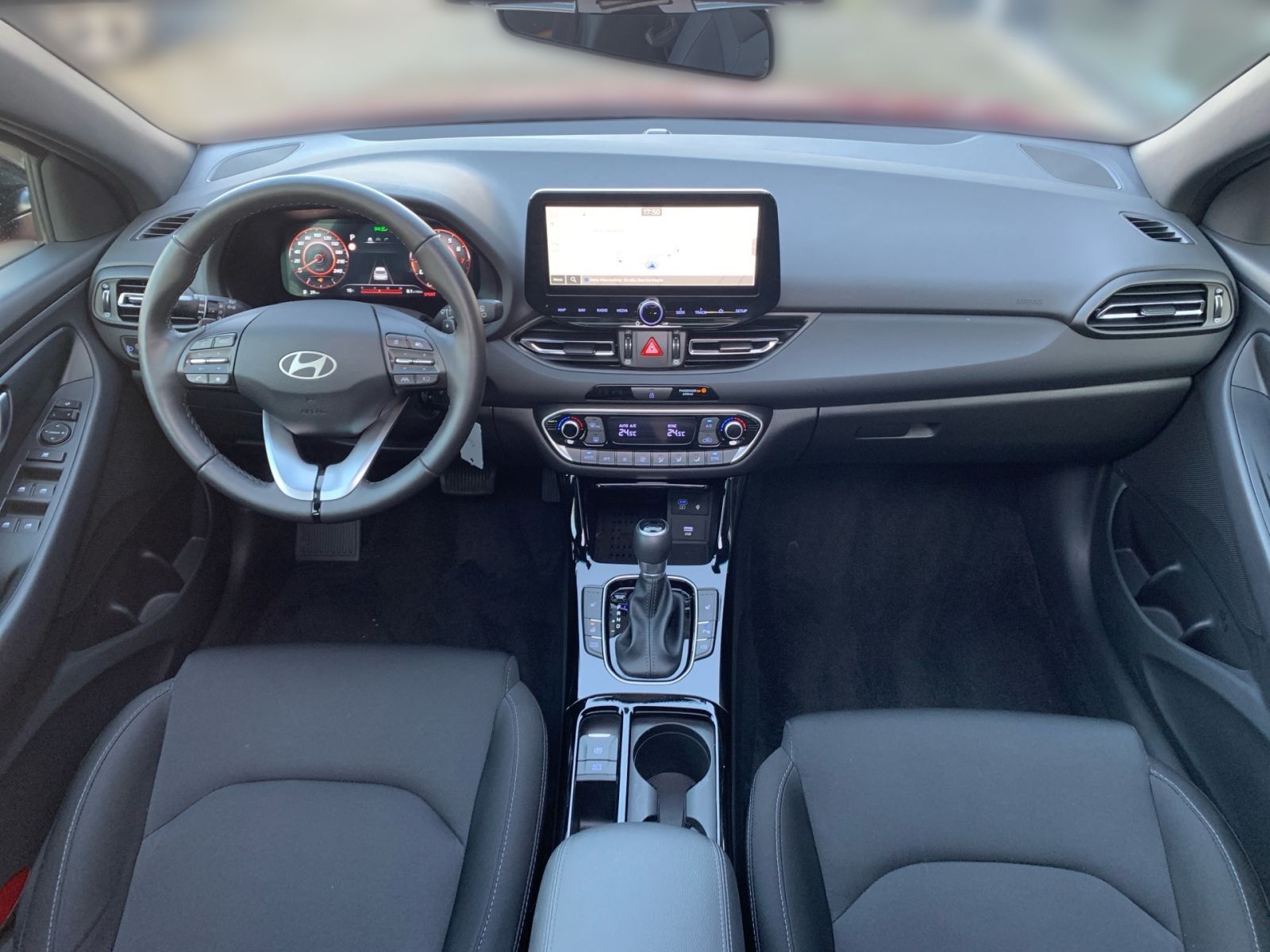 Fahrzeugabbildung Hyundai i30 Kombi 1.5 T-GDI 7-DCT Advantage Mild-Hybrid