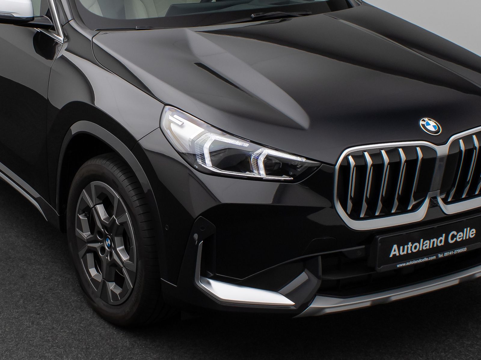 Fahrzeugabbildung BMW X1 sD18i xLine Panorama 360°HUD DAB H/K Sport