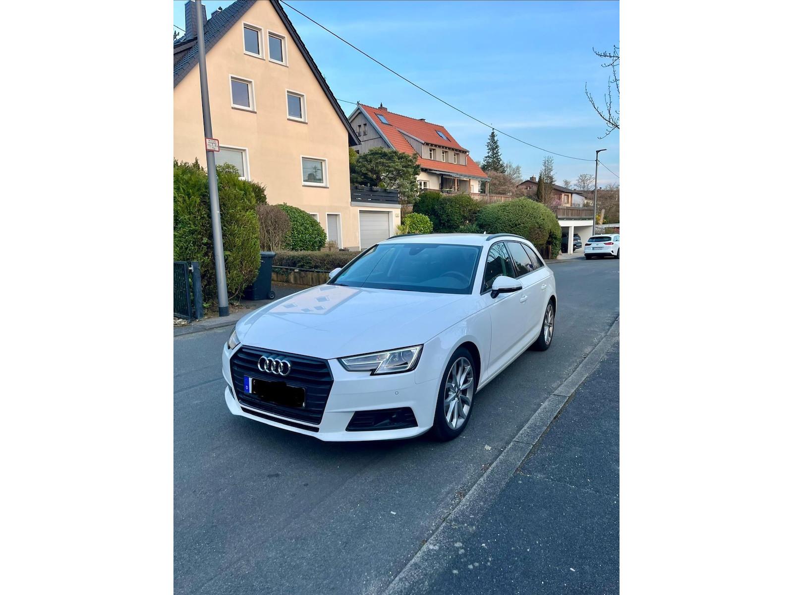 Audi A4 40 TFSI *NAVI* RFK*PDC*MFL*STHZG*SZHG*8Fach*S