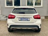 Mercedes-Benz GLA 250 7G AMG Line LED Navi SHZ PDC Panorama - Mercedes-Benz GLA 250: Automatik