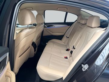 BMW 520 - 11