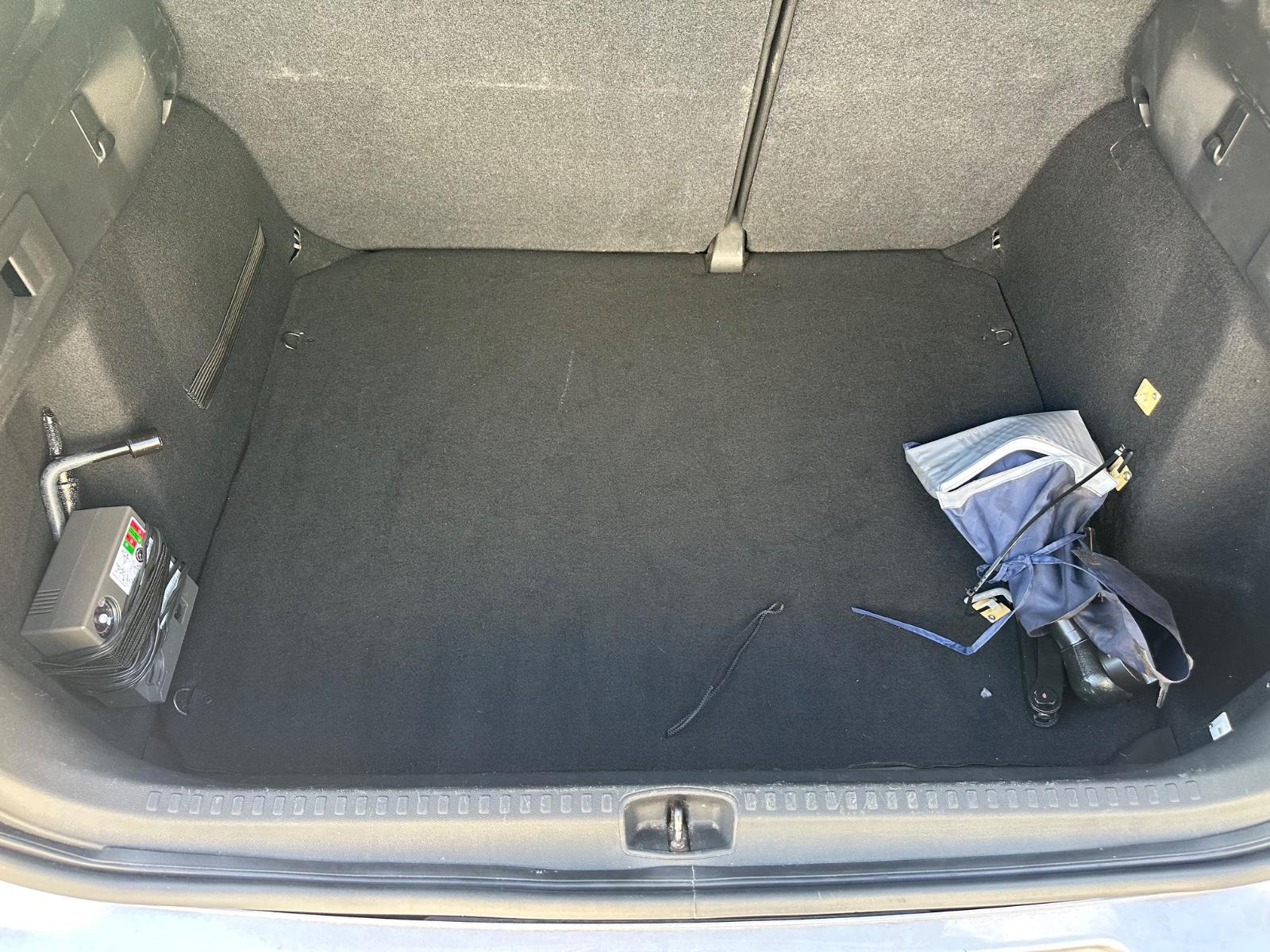 Citroën C4 Lim. Navi/PDC/AHK