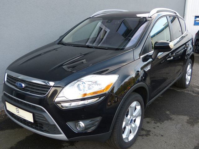 Ford Kuga Titanium AHK Sitzheizung Panorama 4x4 etc.