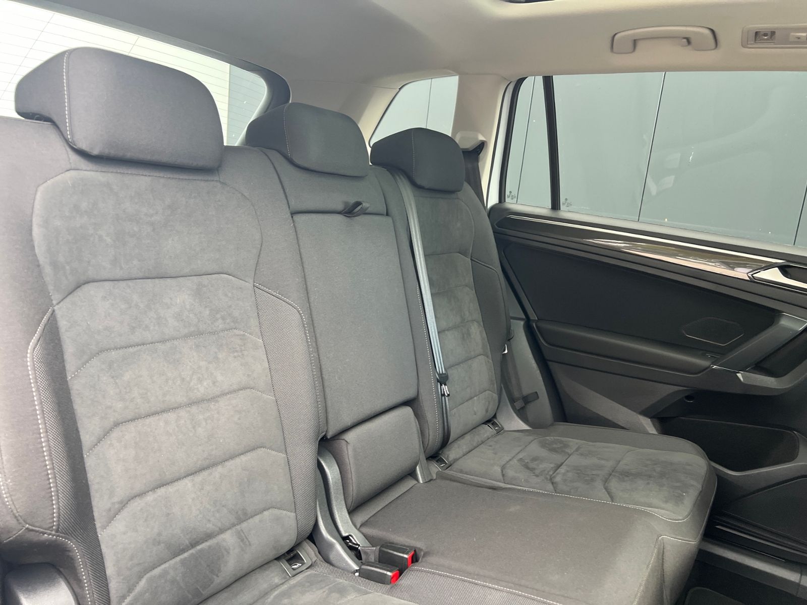 Fahrzeugabbildung Volkswagen Tiguan Allspace Highline 2.0 TDI DSG 4MOTION *AH