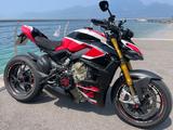 Ducati Streetfighter V4 S - Offers