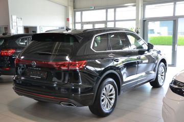 Volkswagen Touareg - 3
