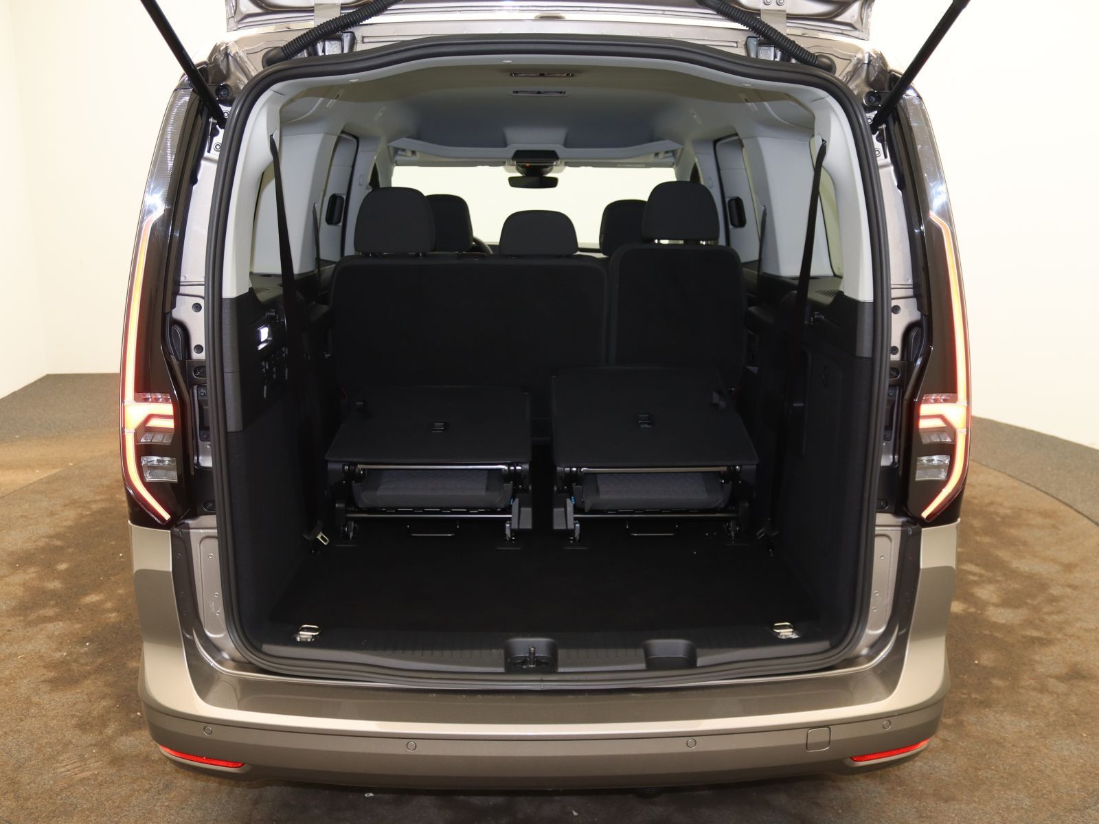Volkswagen Caddy Maxi - Bild 9