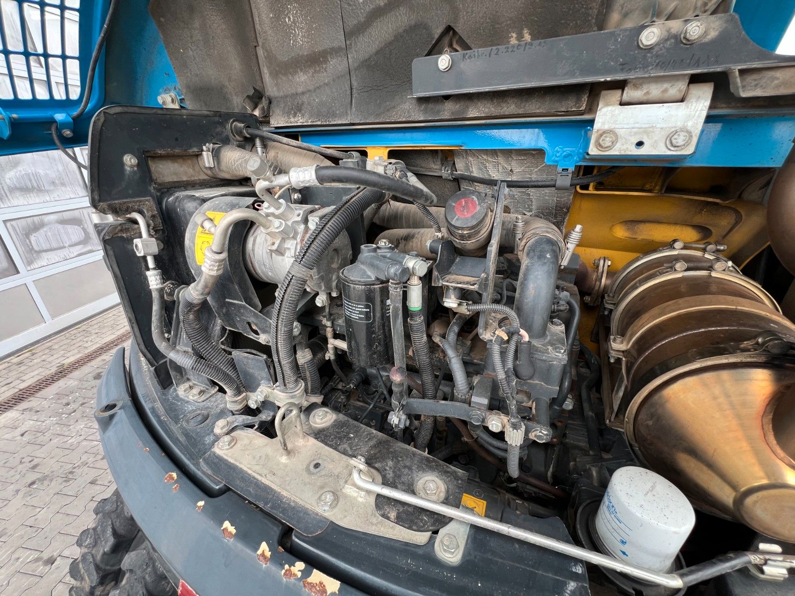 Fahrzeugabbildung Komatsu PW 98MR-8 / 5.734h / Powertilt HS08