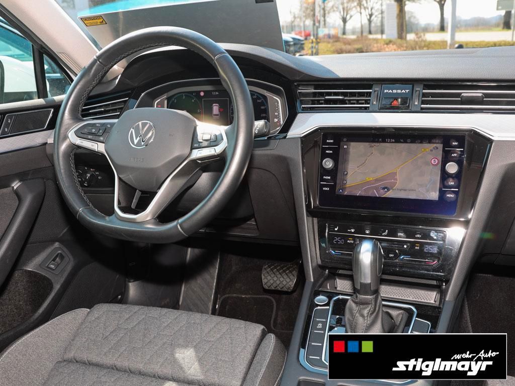 Volkswagen Passat Variant Business 2,0 TDI SCR DSG Navi ACC foto 5