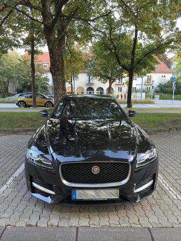 Jaguar XF 30d British Design Edition Automatik Brit...