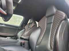 AUDI RS3 Limousine 2.5 TFSI quattro *black Edition