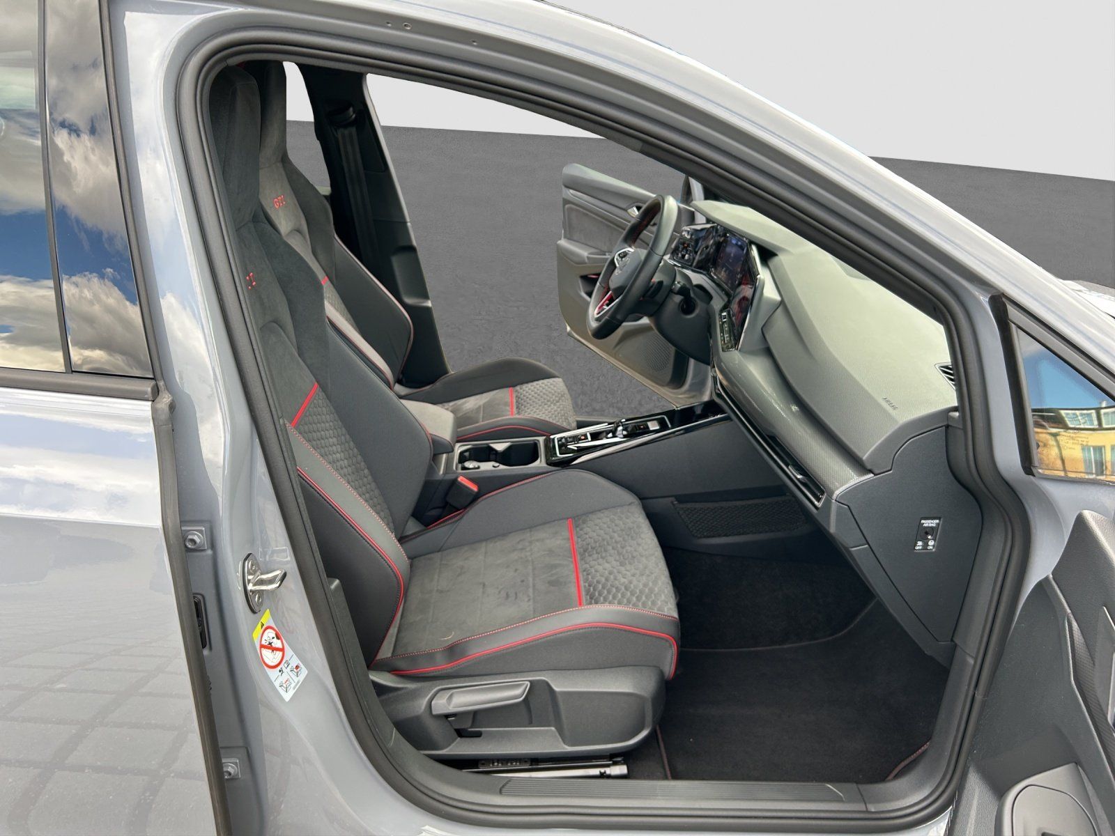 Volkswagen Golf GTI 8 2.0 TSI DSG Clubsport NAV LED KAM ACC foto 22