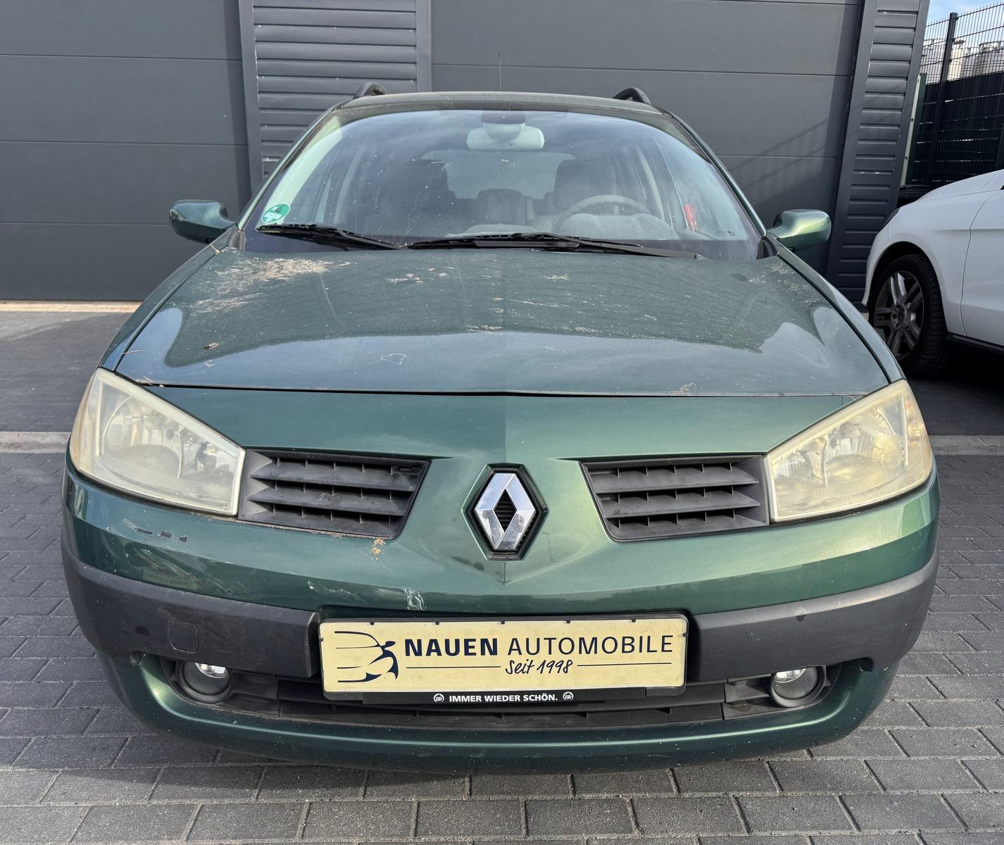Renault Megane 2004 — rear view