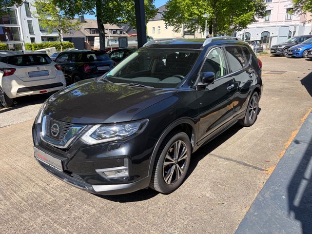 Fahrzeugabbildung Nissan X-Trail+AHK+Panorama+Navi+Kamera+PDC+SHZ+