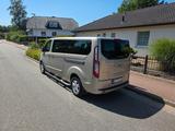 Ford Tourneo Custom | Viele Neuteile vorhanden - gebrauchte Ford Tourneo Custom aus dem Jahr 2017