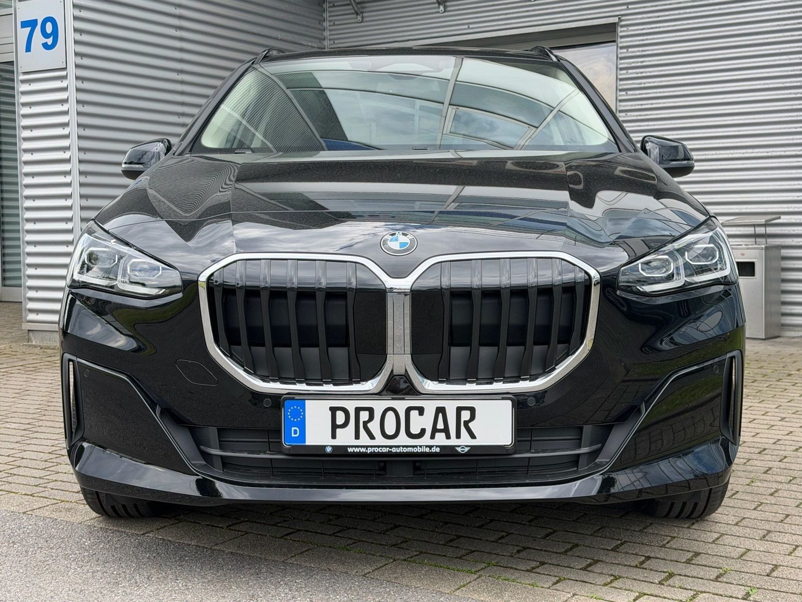 BMW 218 Active Tourer - Bild 2