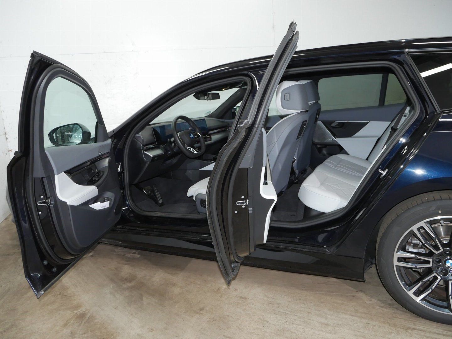 BMW i5 - Bild 9