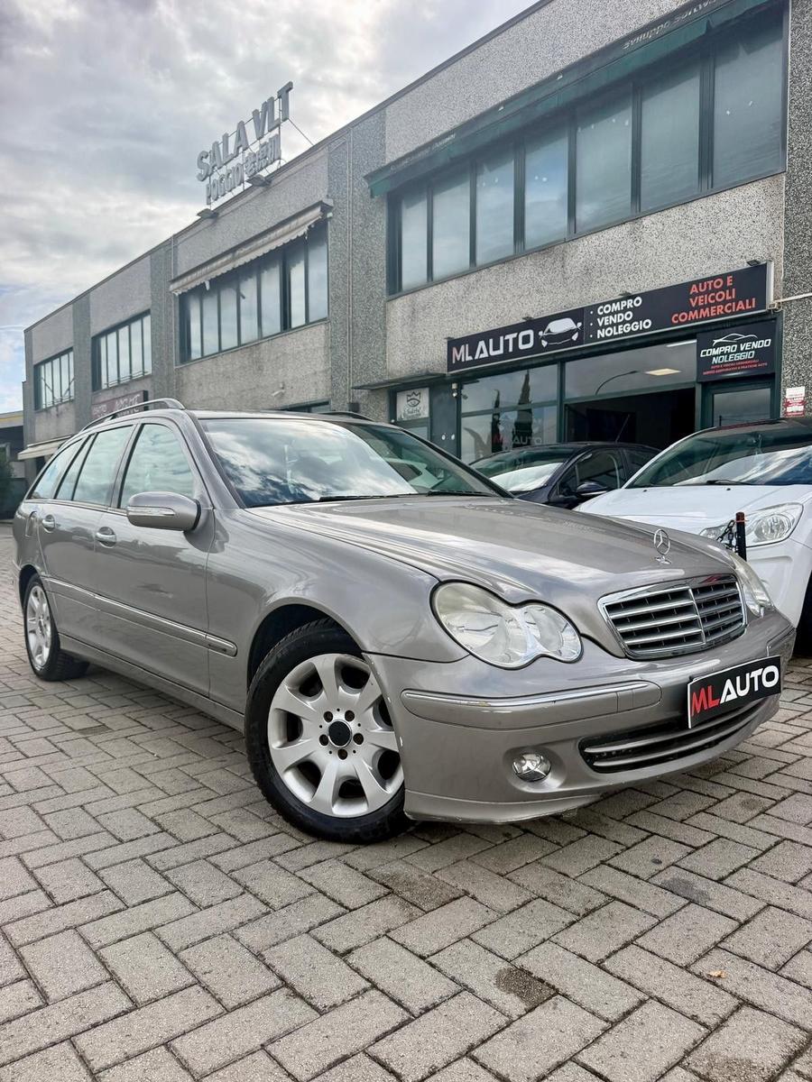 Mercedes-Benz C 220