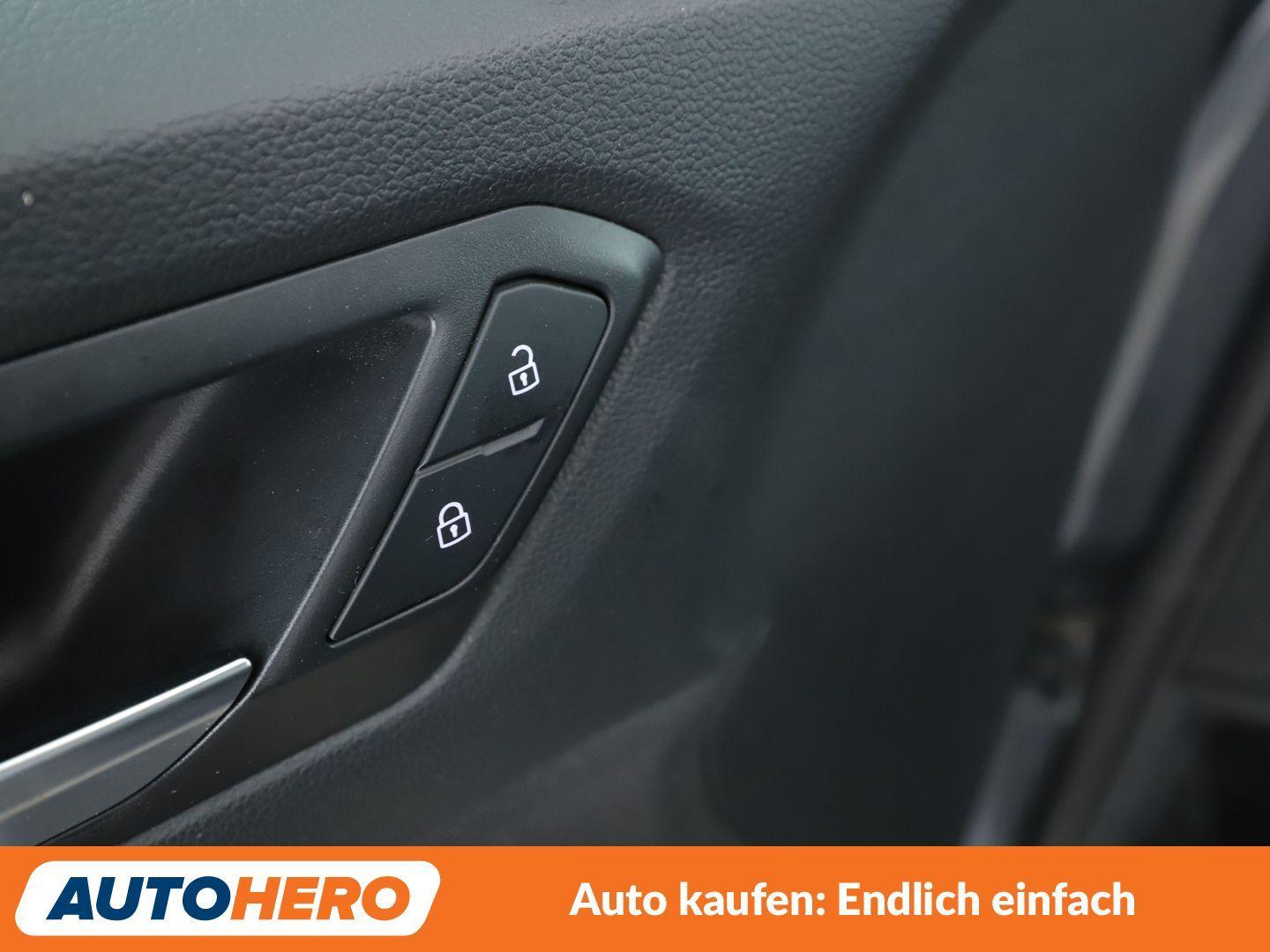 Volkswagen T-Roc 1.0 TSI Life*NAVI*PDC*SHZ*ALU*DAB*PLA*, миниатюра 25