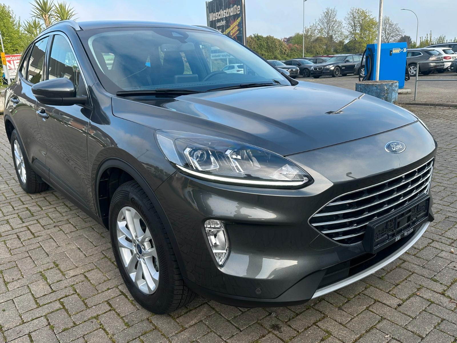 Ford Kuga Plug-In Hybrid Titanium