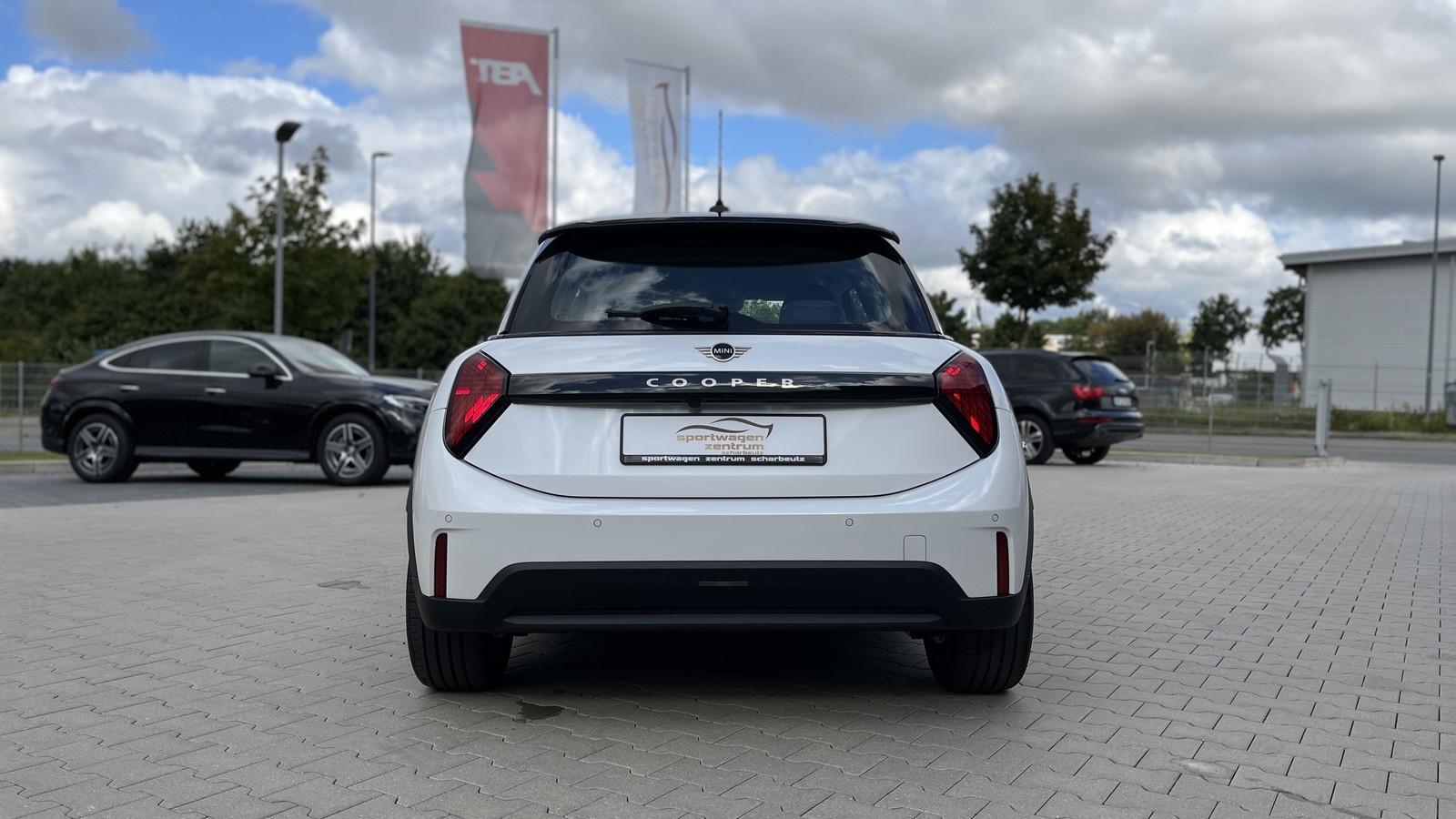 MINI Cooper Sport-Lederlenkrad, HUD, Paket: S