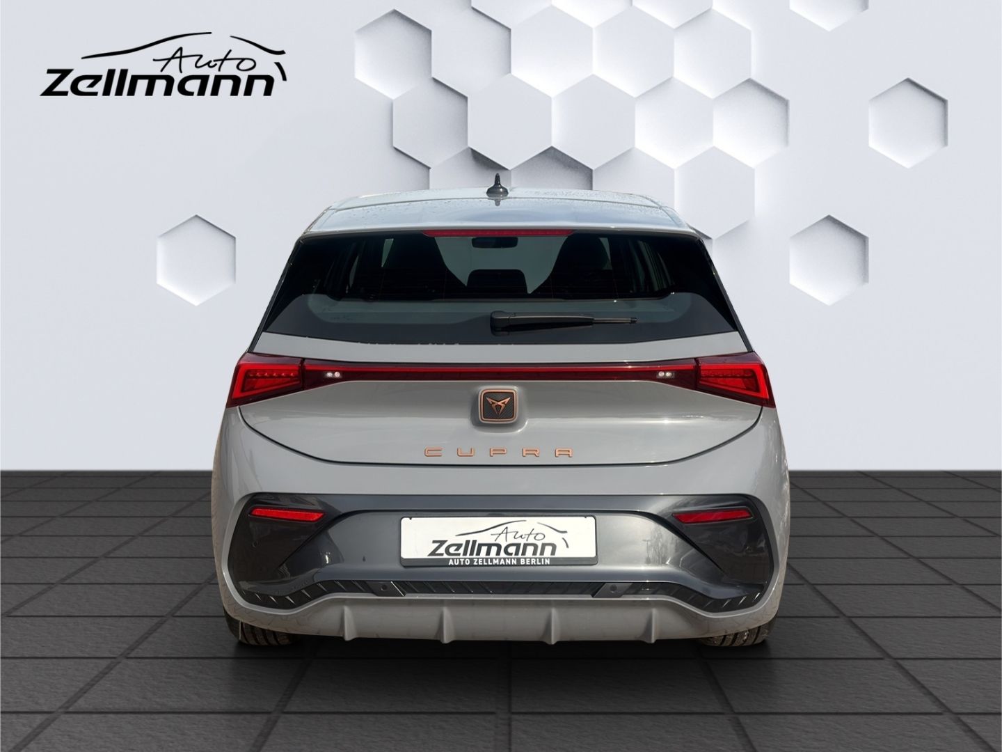 Born 150kW LED PDC Sitzheizung Klima DAB+