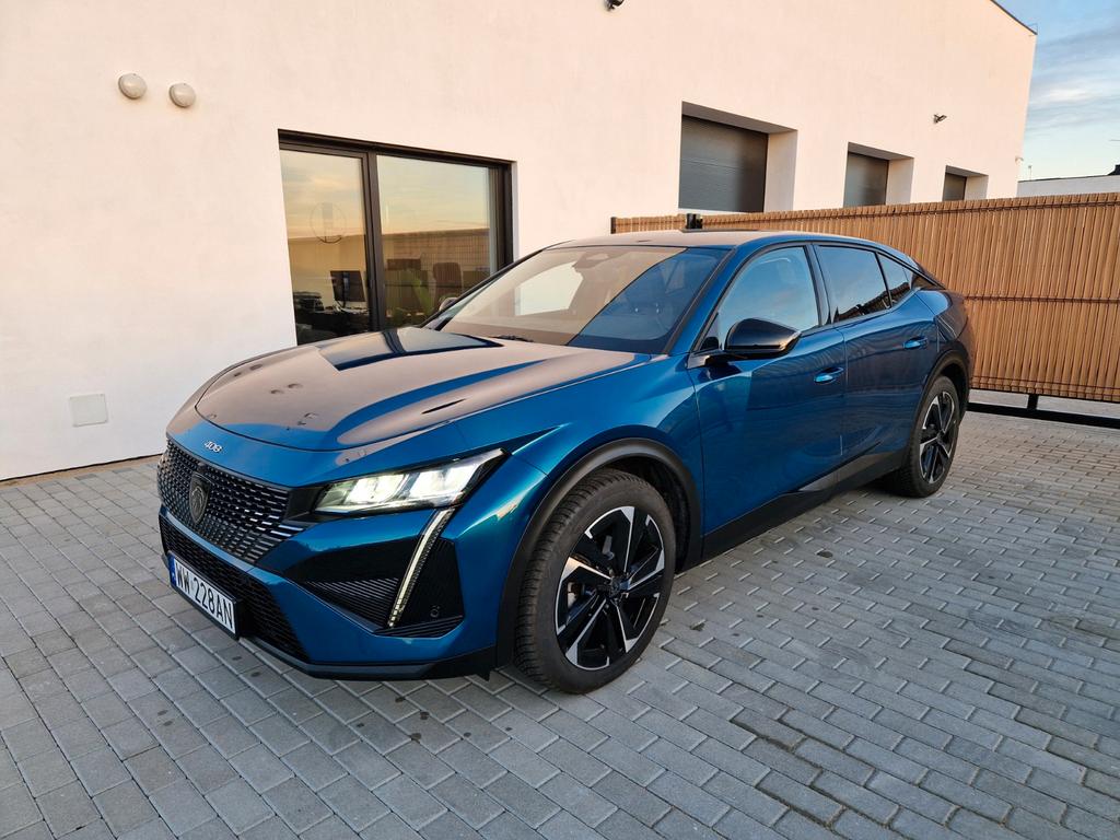 Peugeot 408
