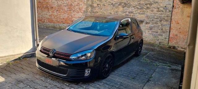 Volkswagen Golf 2.0 TSI GTI GTI