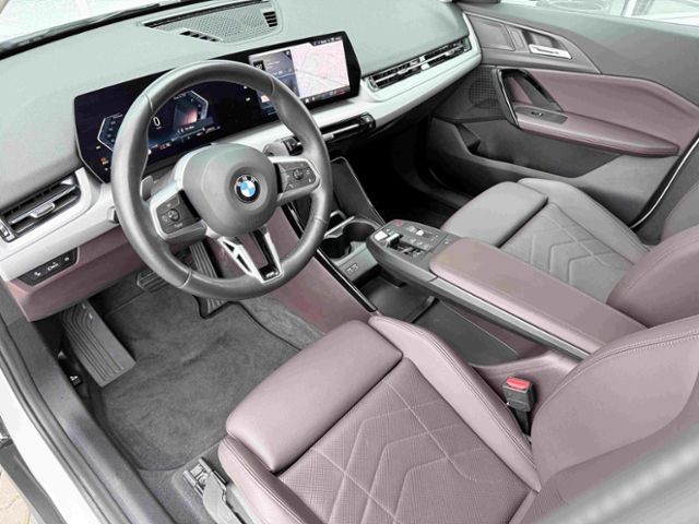 BMW X1 xDrive Panorama Sportsitz AHK adap.LED Drivin foto 8