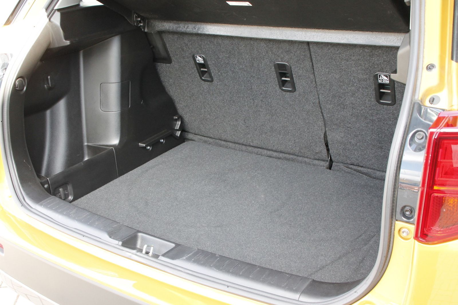 Fahrzeugabbildung Suzuki Vitara 1.0 Comfort