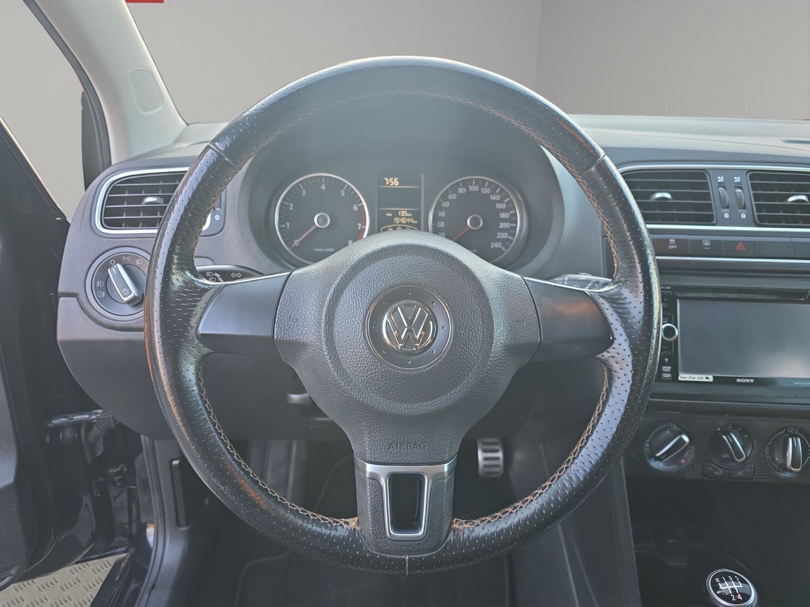 Fahrzeugabbildung Volkswagen Polo V CrossPolo